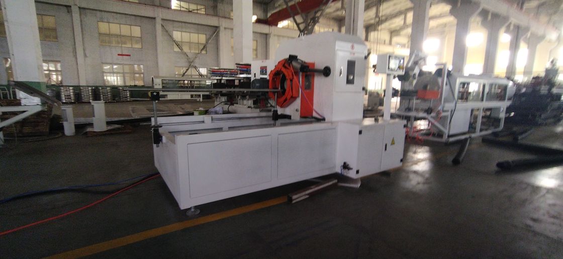 첨단 PLC 제어 시스템과 50mm-200mm 파이프 직경 범위를 위한 28/36 쌍 금형을 갖춘 자동 이중벽 골판 파이프 압출 라인