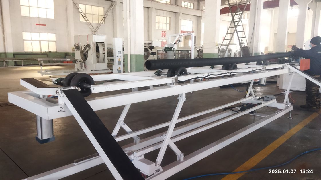 지멘스 PLC 및 250-1000kg/h 용량의 내구성이 뛰어난 파이프용 컴퓨터화된 이중벽 골판지 파이프 압출 라인