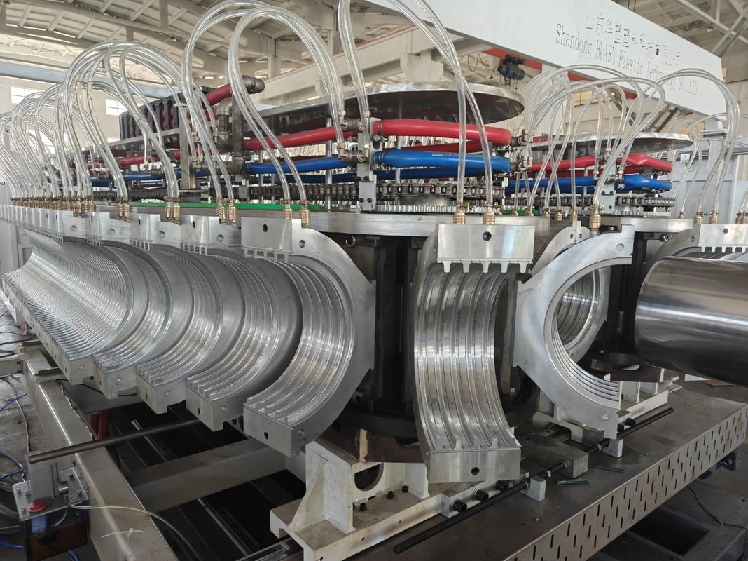 융통 된 이중 나선 플라스틱 파이프 엑스트루더 생산 라인 고 효율성