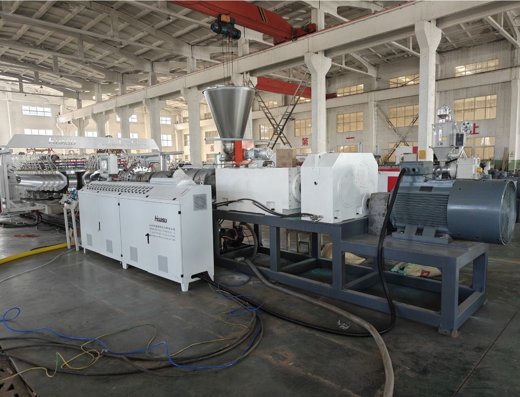 지속 가능한 제조를 위한 골판 PVC 파이프 생산 라인 장비