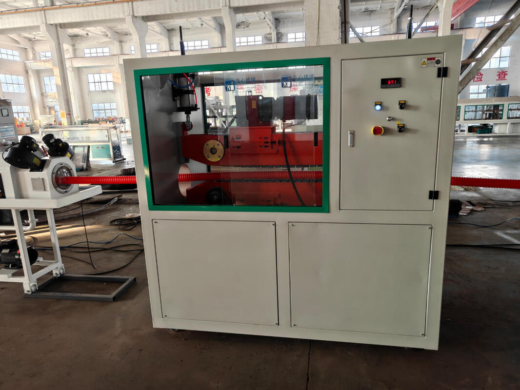 압력 물로 지속적으로 냉각 된 듀플 월 코러브 파이프 추출 라인, 시멘스 브랜드 전기 부품 및 100kg/h - 2000kg/h 생산 용량