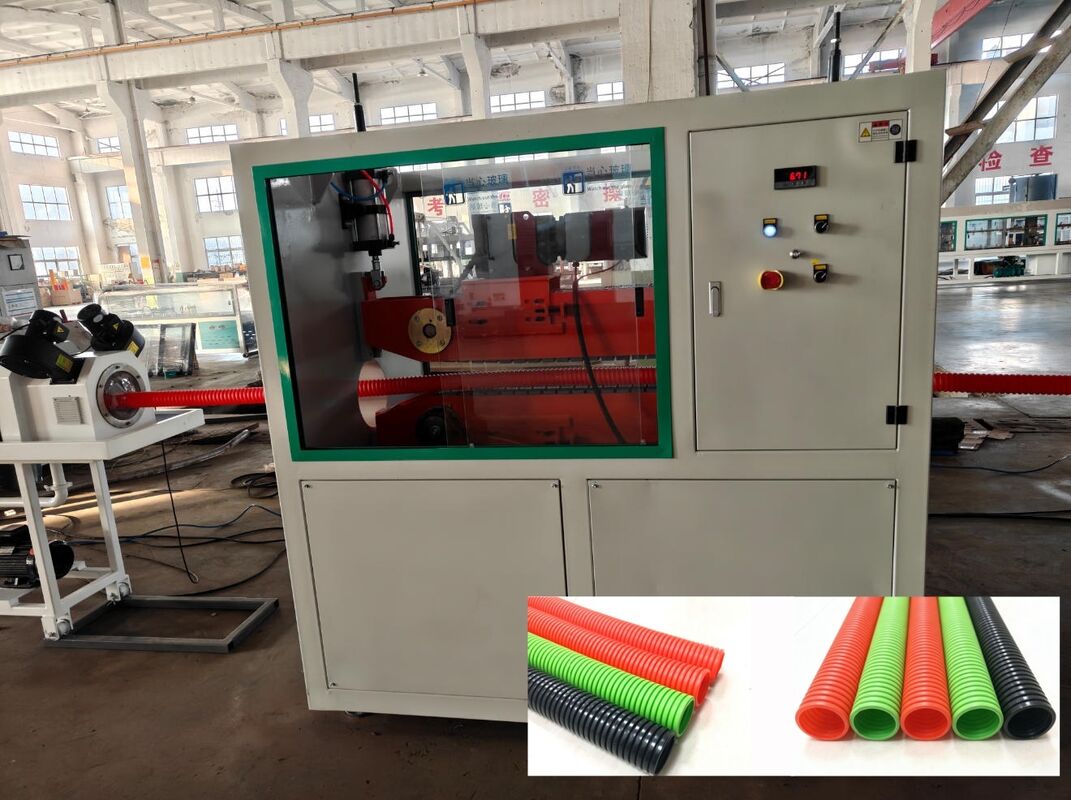 PLC 원격 제어 및 Siemens Schneider Electric을 갖춘 단일벽 골판 파이프 압출 라인 (내구성 있는 파이프 제조용)